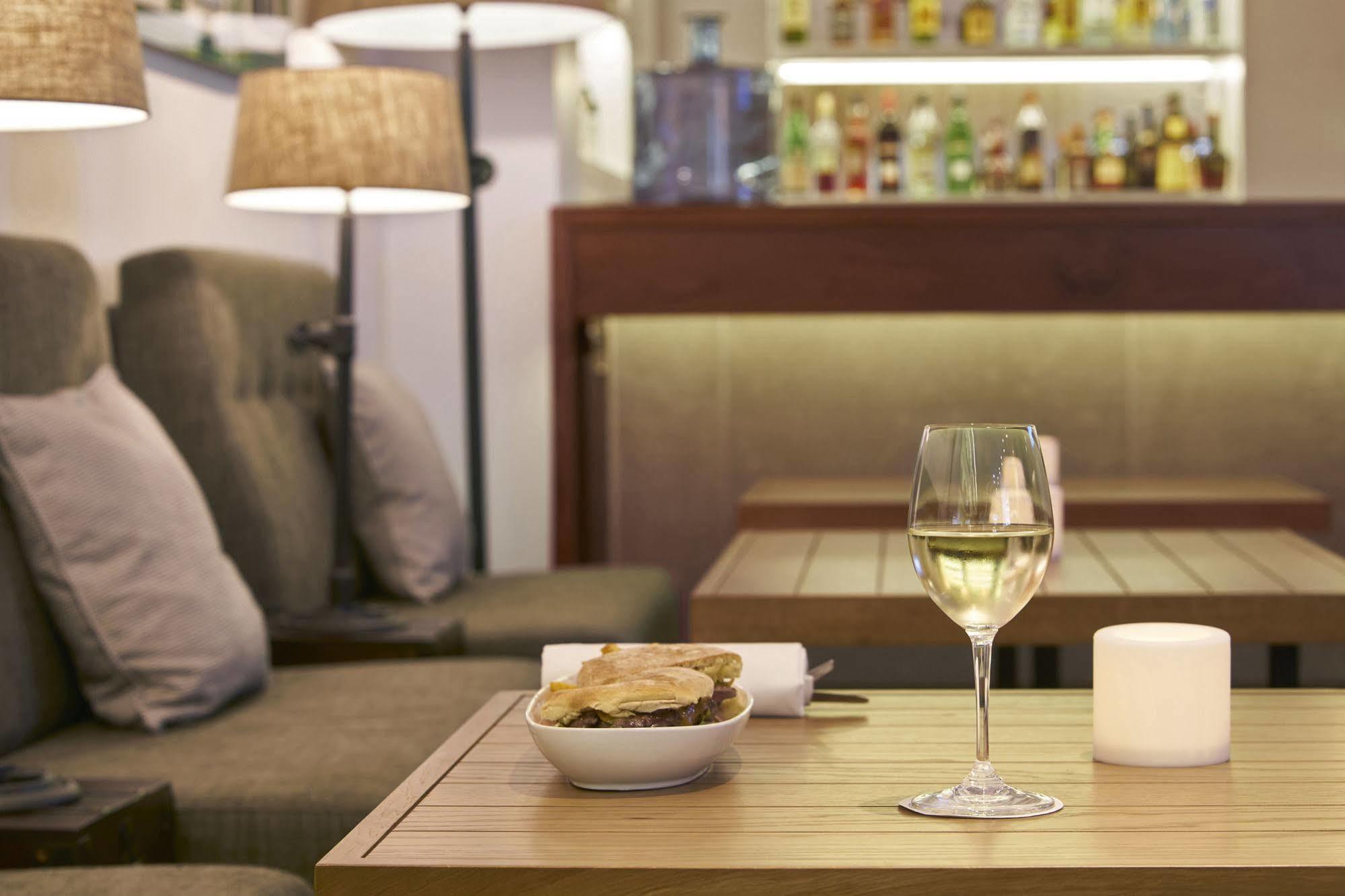 Hotel Portobay Marques Lisboa Exteriér fotografie